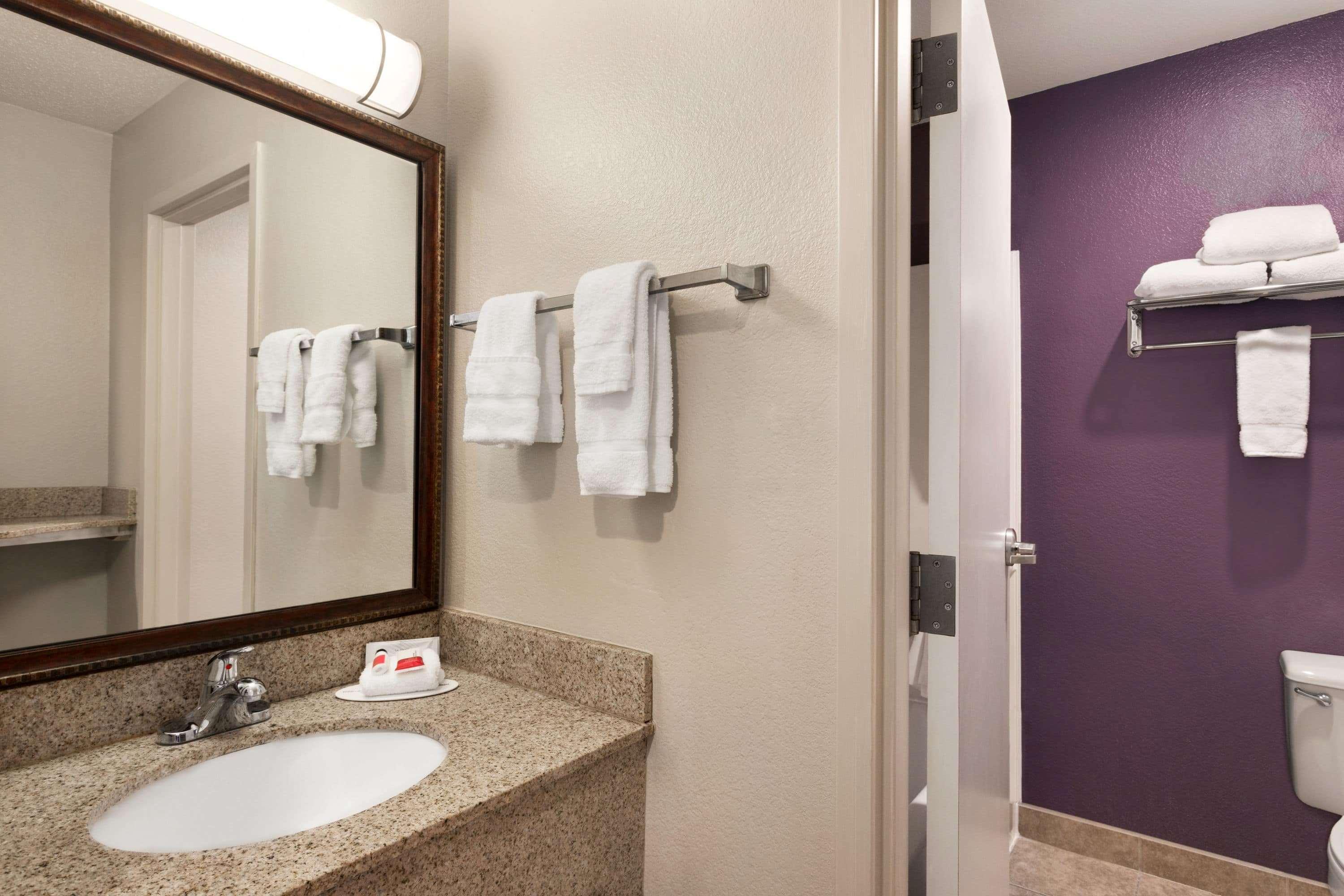 Hotel Baymont By Wyndham Springfield I-44 Exterior foto