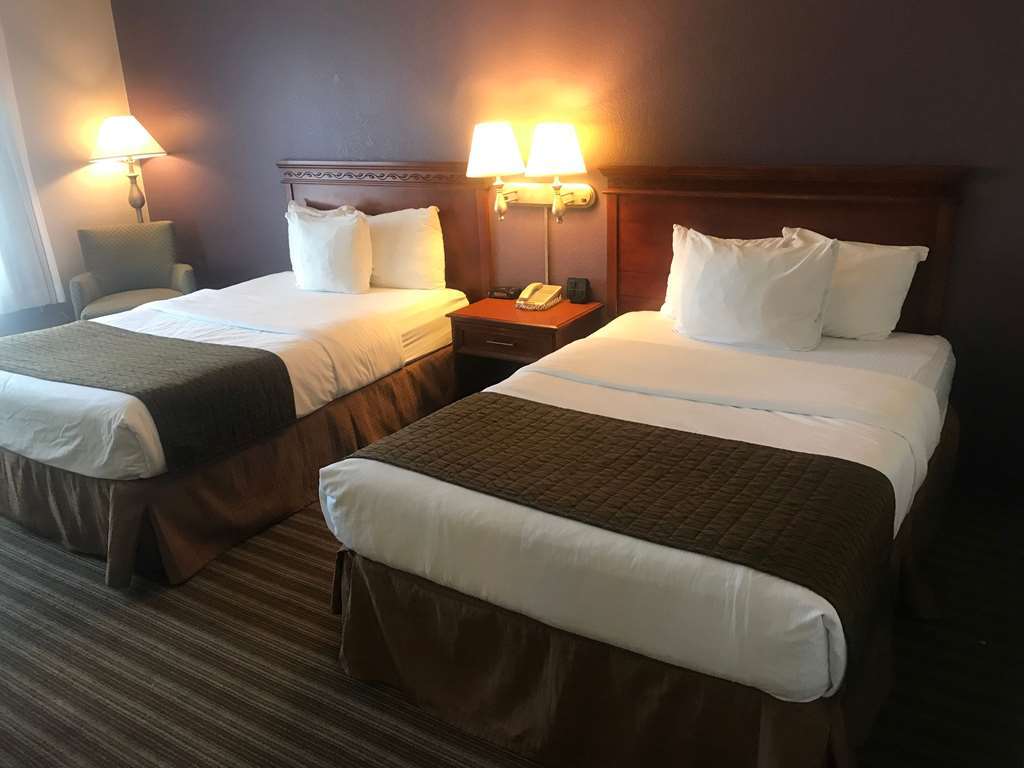 Hotel Baymont By Wyndham Springfield I-44 Habitación foto